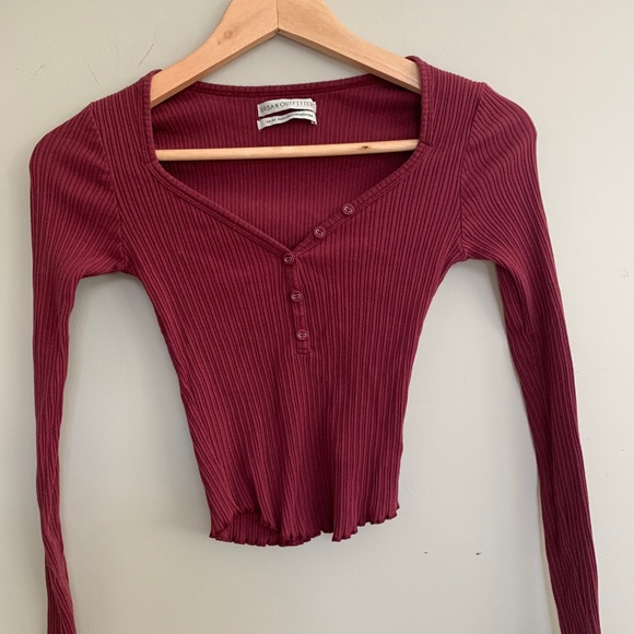 Urban Outfitters long sleeve - Picture 2 of 4